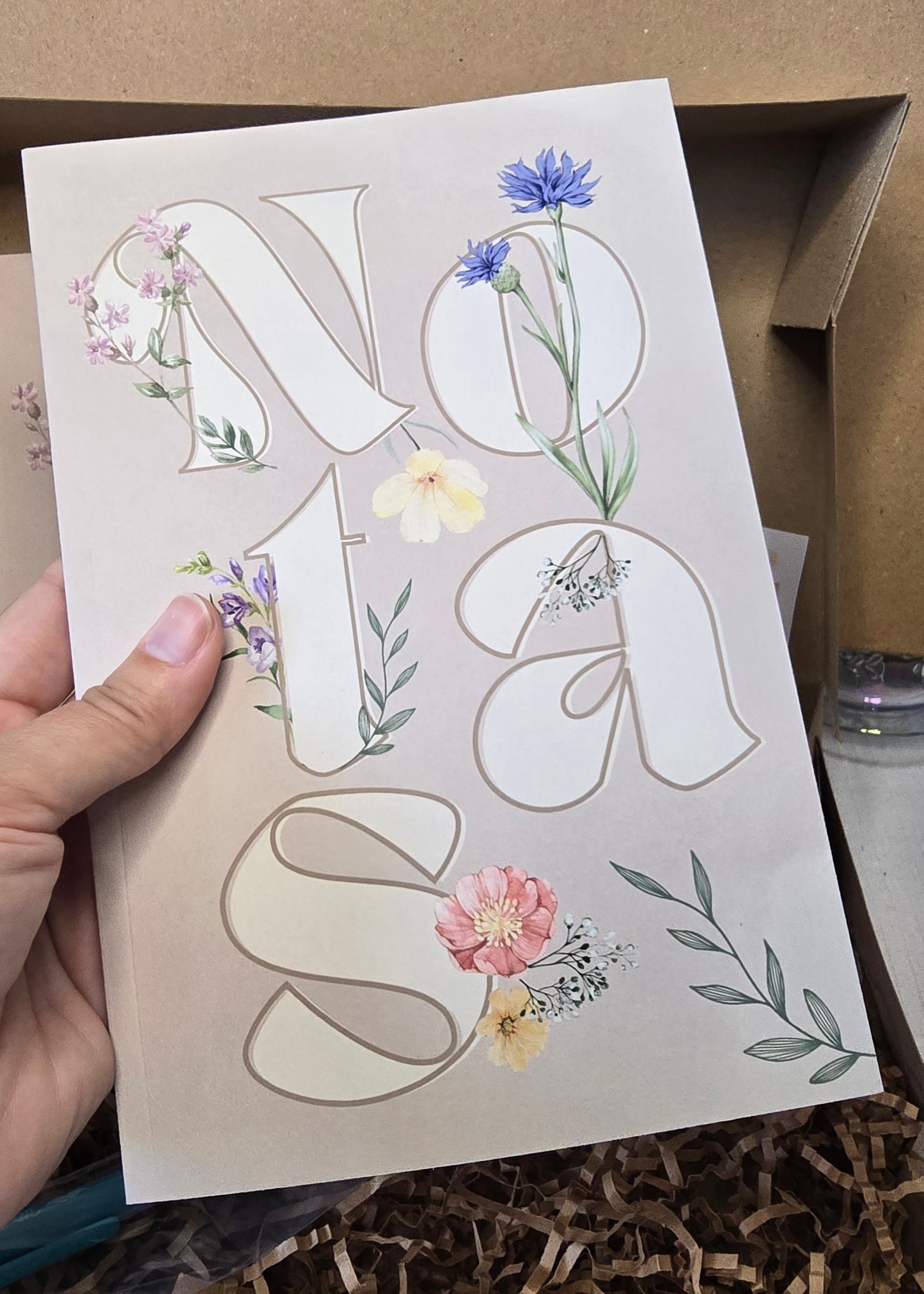 Libreta Con Líneas: Flores Silvestres